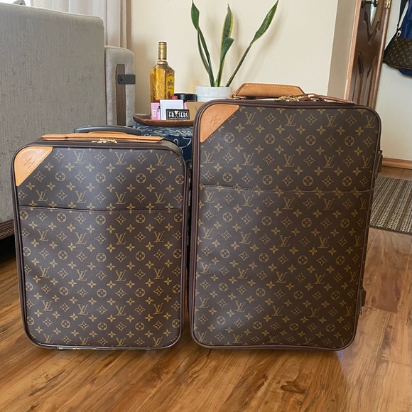 LV Travel Bags - Picture 3 of 3